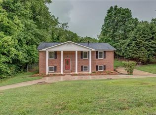 3310 Tamworth Ln, Gastonia, NC 28052