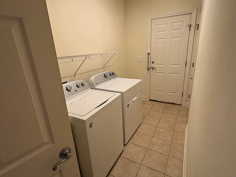 1113 Grandiflora Dr — Photo 11