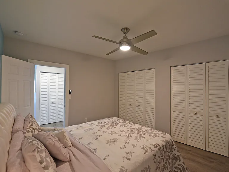 Harbor West Apartments — Photo 14