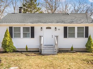 93 Killingworth Tpke, Clinton, CT 06413