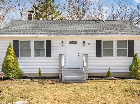 93 Killingworth Turnpike, Clinton, CT 06413