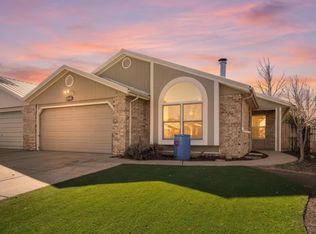 1959 Gomez Dr SW, Los Lunas, NM 87031
