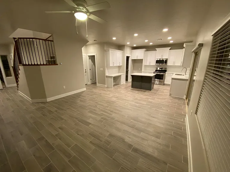 663 S Malorie Way — Photo 6