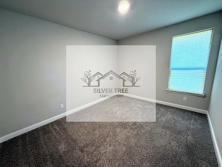 10921 Rockchapel Dr — Photo 35