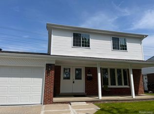 36362 Clifford Dr, Sterling Heights, MI 48312