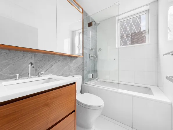 301 West 53rd Street image 7 of 8