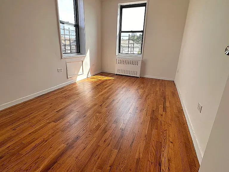 8814 Bay Pkwy — Photo 2