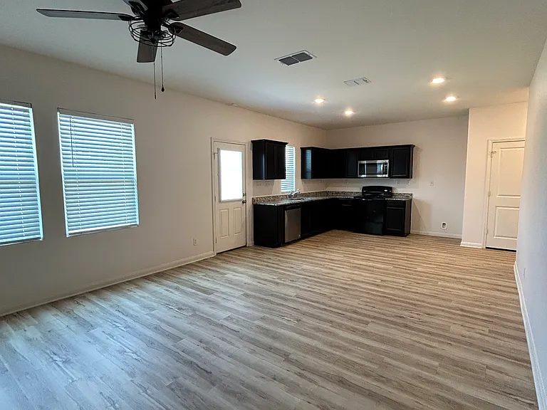 14318 Elkhorn Crst — Photo 12