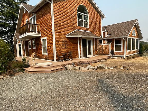 2nd image of 3180 Deer Trail Ln