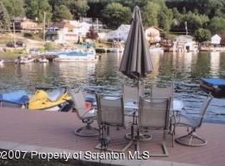 1326 Red Maple Ln, Factoryville, PA 18419