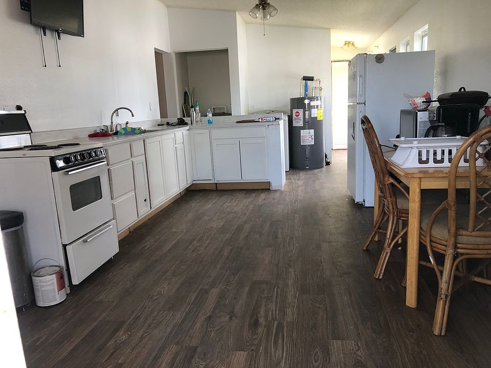1st image of 102 Bonnet Dr