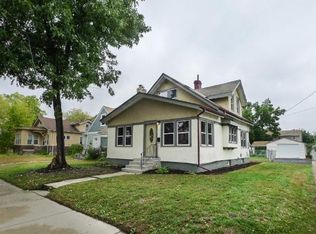1312 Upton Ave N, Minneapolis, MN 55411