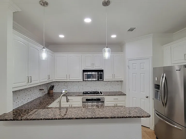 4263 Towne Lake Ct — Photo 1