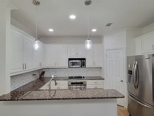 4263 Towne Lake Ct Photo 1