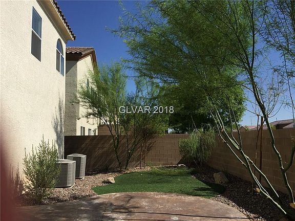 5th image of 10482 Gabaldon St #0
