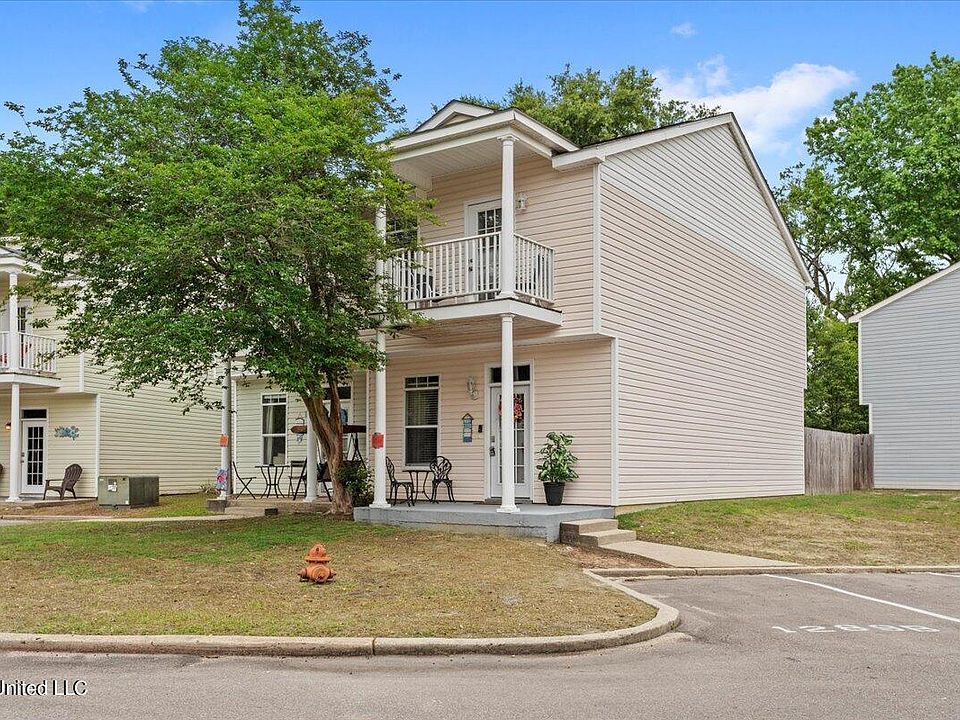 1st image of 1289 Century Oaks Dr #B
