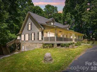 195 Azalea Rd, Mooresville, NC 28115