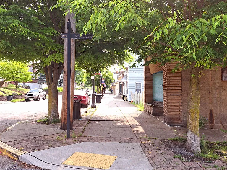 245 Center Ave #A4 — Photo 14