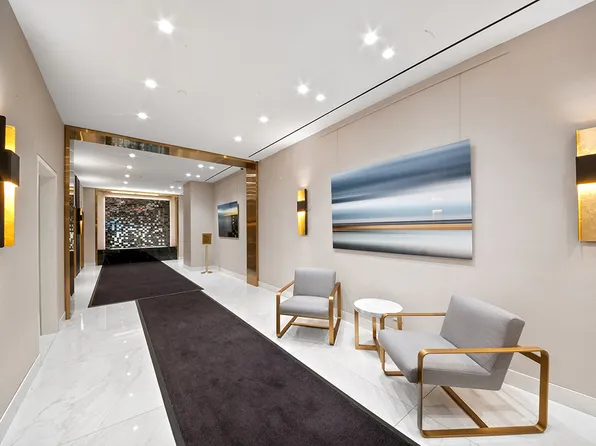 150 West 51st Street image 8 of 12