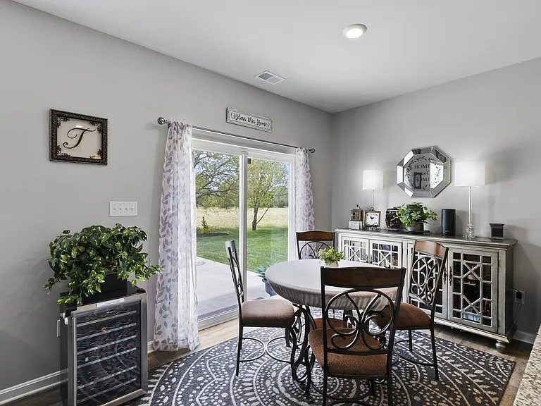 20576 Smithfield Cir — Photo 11