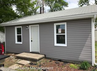 736 N 3rd St, Wood River, IL 62095