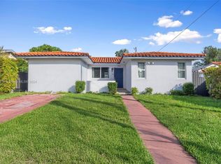 11821 SW 4th Ter, Miami, FL 33184