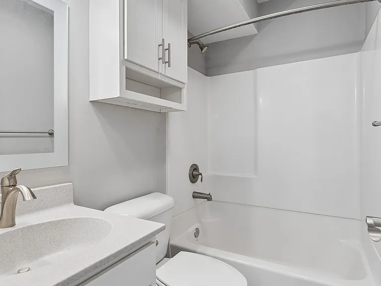 4702 Wakeley St #4 — Photo 21