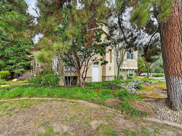 12422 Paradise Creek Ln, Fair Oaks, CA 95628