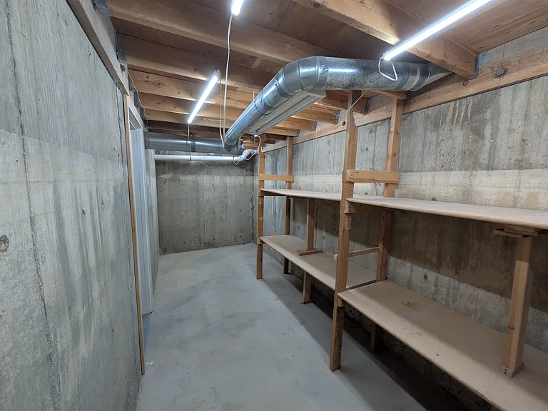 533 N Clarion Rd — Photo 30