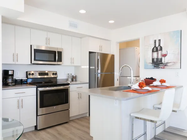 Element Townhomes on Eaglewood