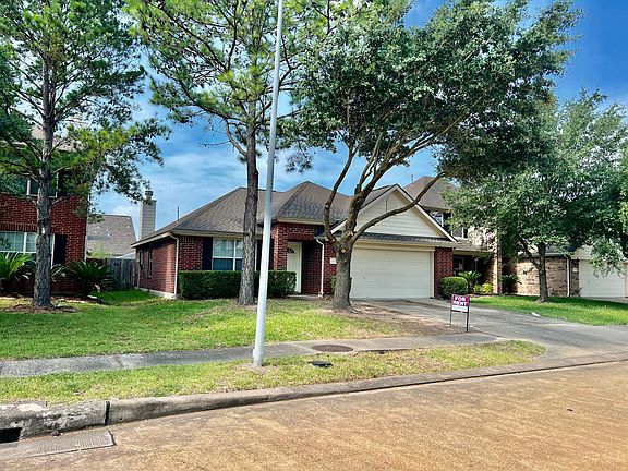 2nd image of 24631 Hampton Lakes Dr