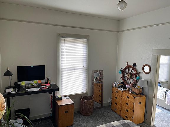 5th image of 221 Monterey Ave APT A