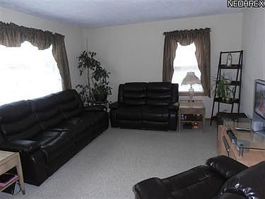 5th image of 1404 Parkview Dr