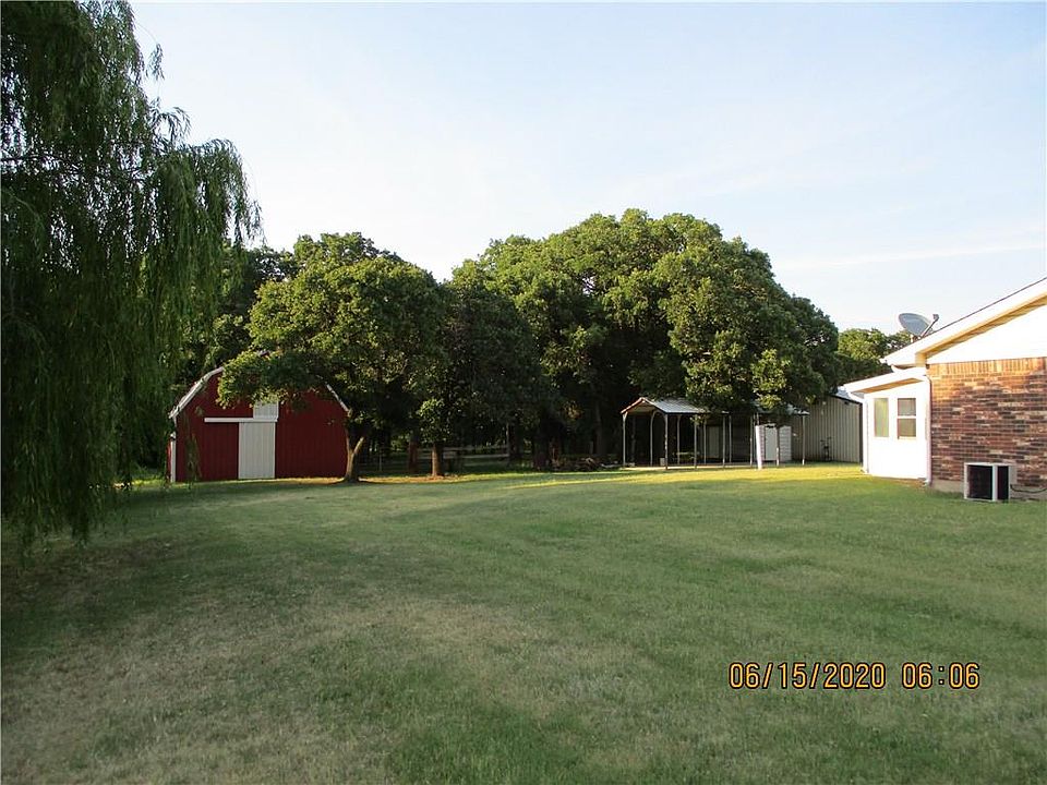 2nd image of 617 Sherwood Ln