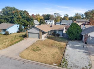 142 Champion St, Haysville, KS 67060