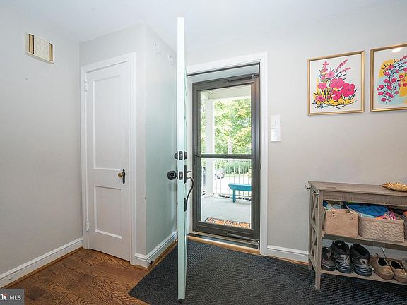 3rd image of 532 Ott Rd