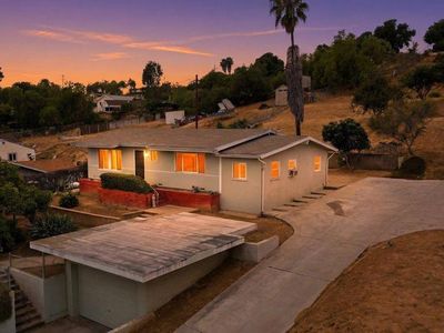 6568 Radio Dr, San Diego, CA, 92114