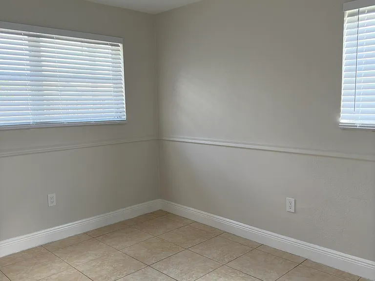 7761 NW 15th Ct — Photo 5