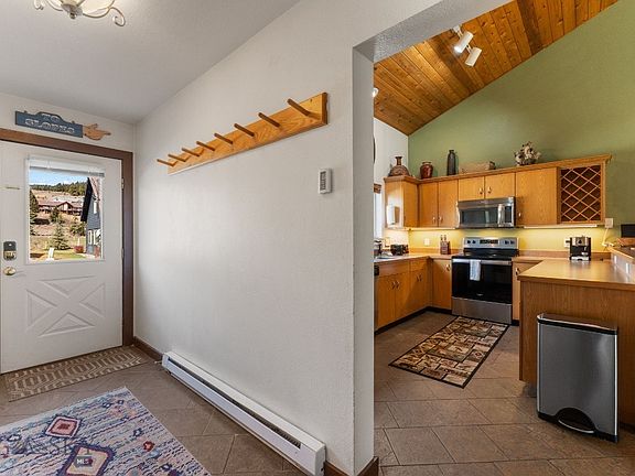 5th image of 464 Firelight Dr