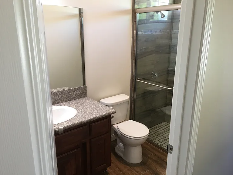 1005 S Baker St — Photo 18