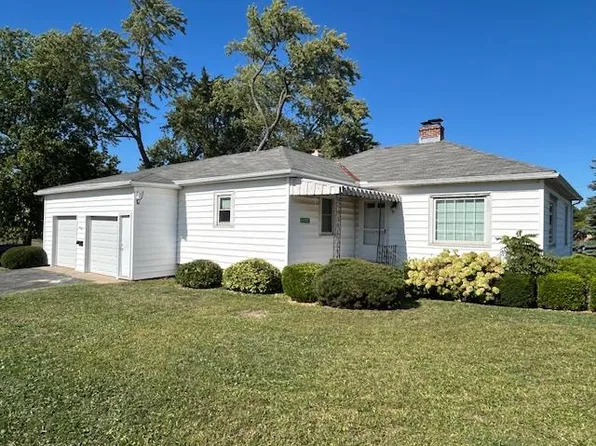 1292 Claremont Ave, Ashland, OH 44805