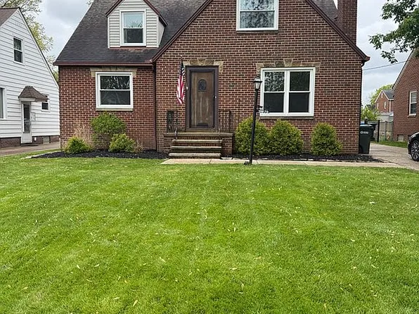 21779 Eaton Rd, Fairview Park, OH 44126