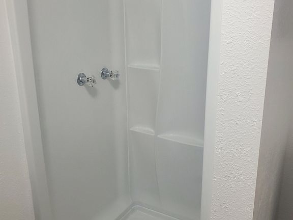 5th image of 1429 Seaman Ave #B