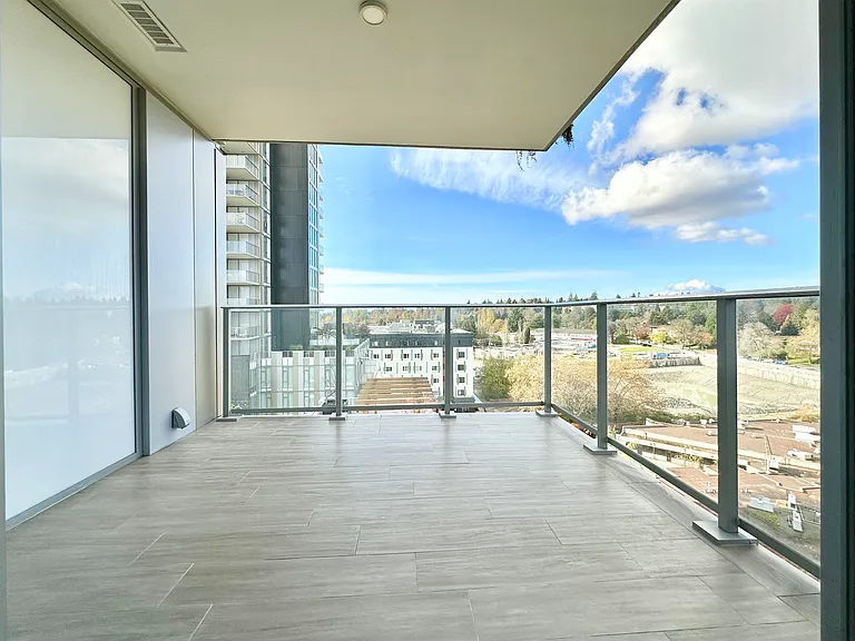 7433 Cambie St #1207 — Photo 9