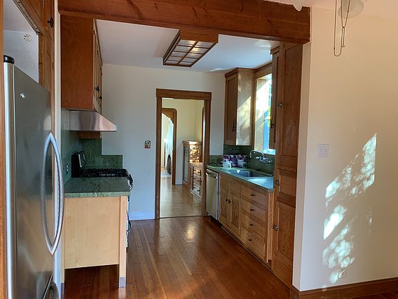 5th image of 2845 Morgan Ave