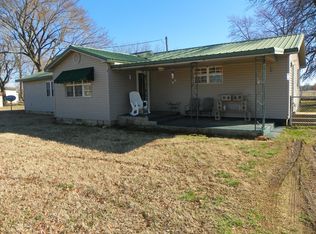 438 NE 3rd St, Bluejacket, OK 74333