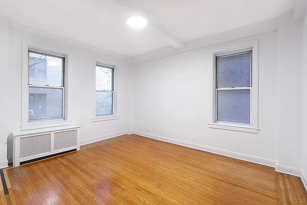 Rented by Siba Management Inc. | media 18