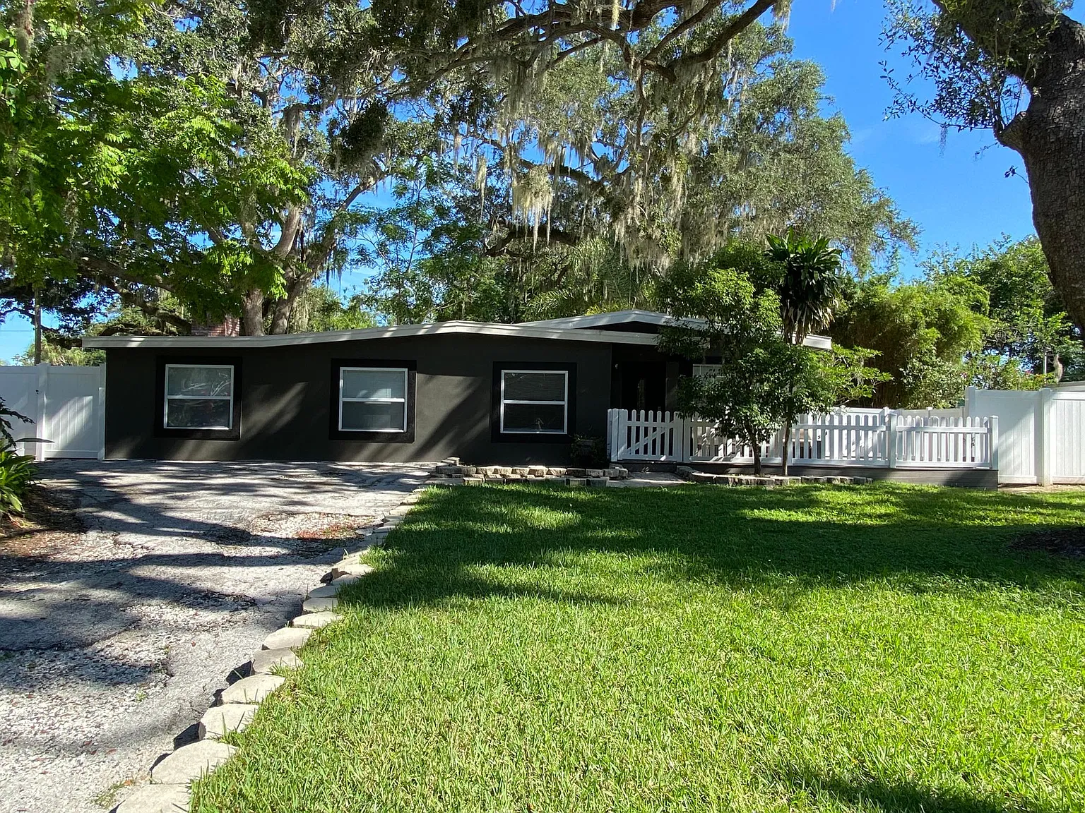 3 bed, 1508 sqft, $3,800 — Photo 2