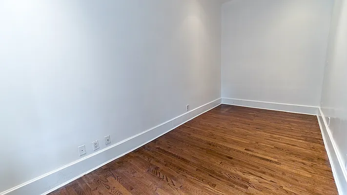 Rented by Camelot Realty Group | media 23