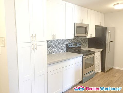 2nd image of 6225 Lake Washington Blvd NE